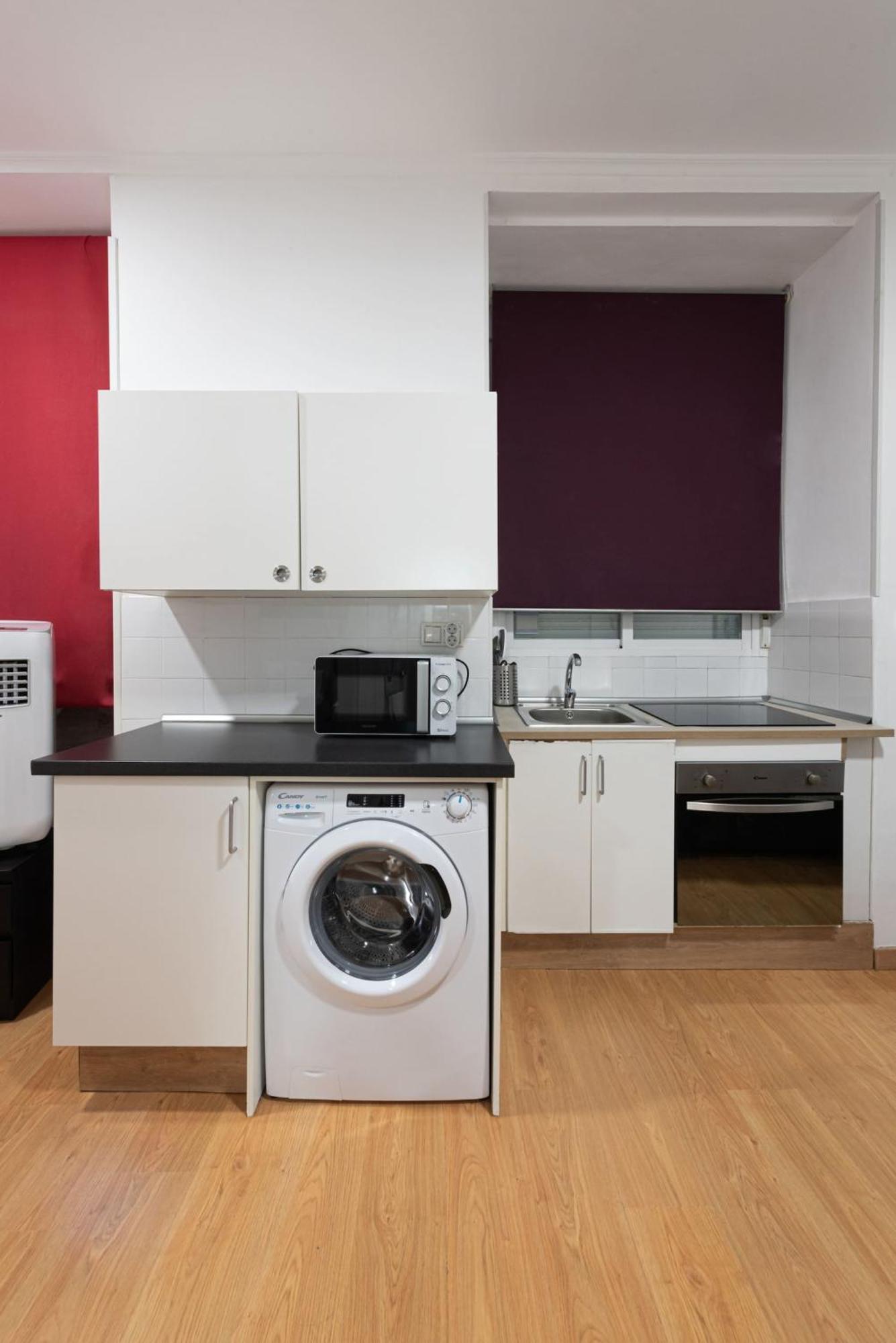 Apartamentos Day Madrid Luna Centro Gran Via Sol Malasana ภายนอก รูปภาพ